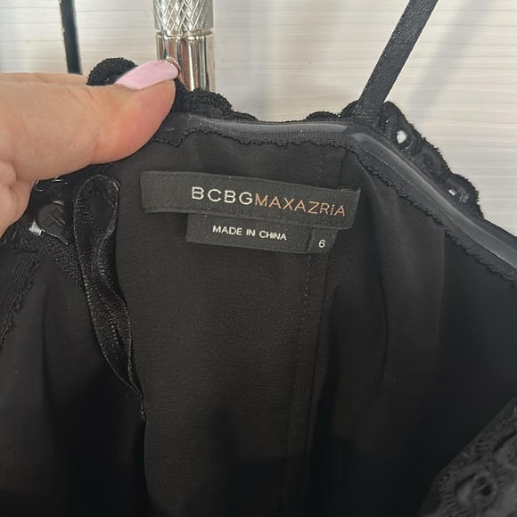 Black eyelet sleeveless sundress BCBG sz 6 like new - Picture 4 of 7